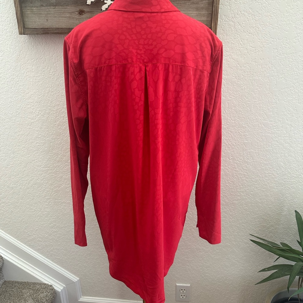 Athleta Urbanite Red Patterned Button Down Tunic … - image 2